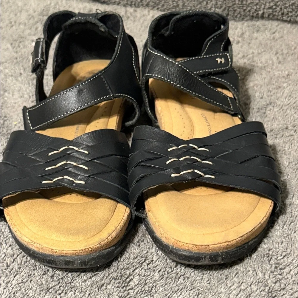 Clarks Collection Roseville Cove Women 6.5 Leather Sandial Shoe Black Strap Flat